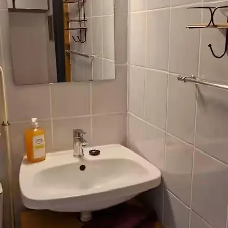 Petit Cosy Pour 3 Personnes Appartement *